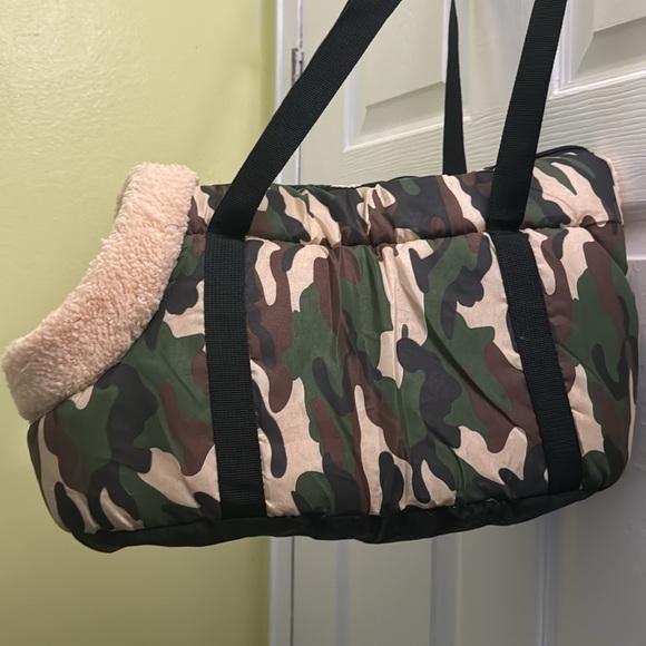 Packable Pet Carrier Plush Bag for small dogs/cats size Medium - Picture 2 of 8